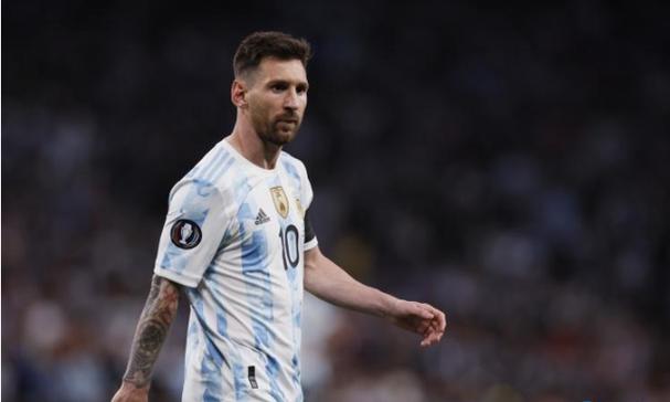 比特币、以太坊上扬！美股加密货币概念股中，Coinbase、Strategy夜盘涨超1%